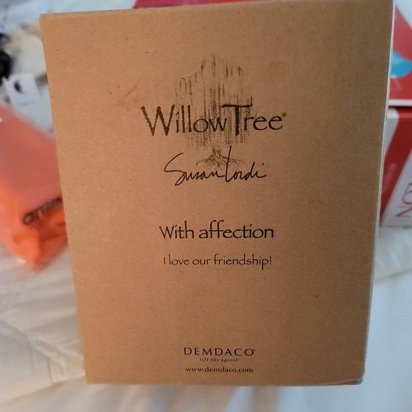 Willow Tree Cat With Affection NIB
